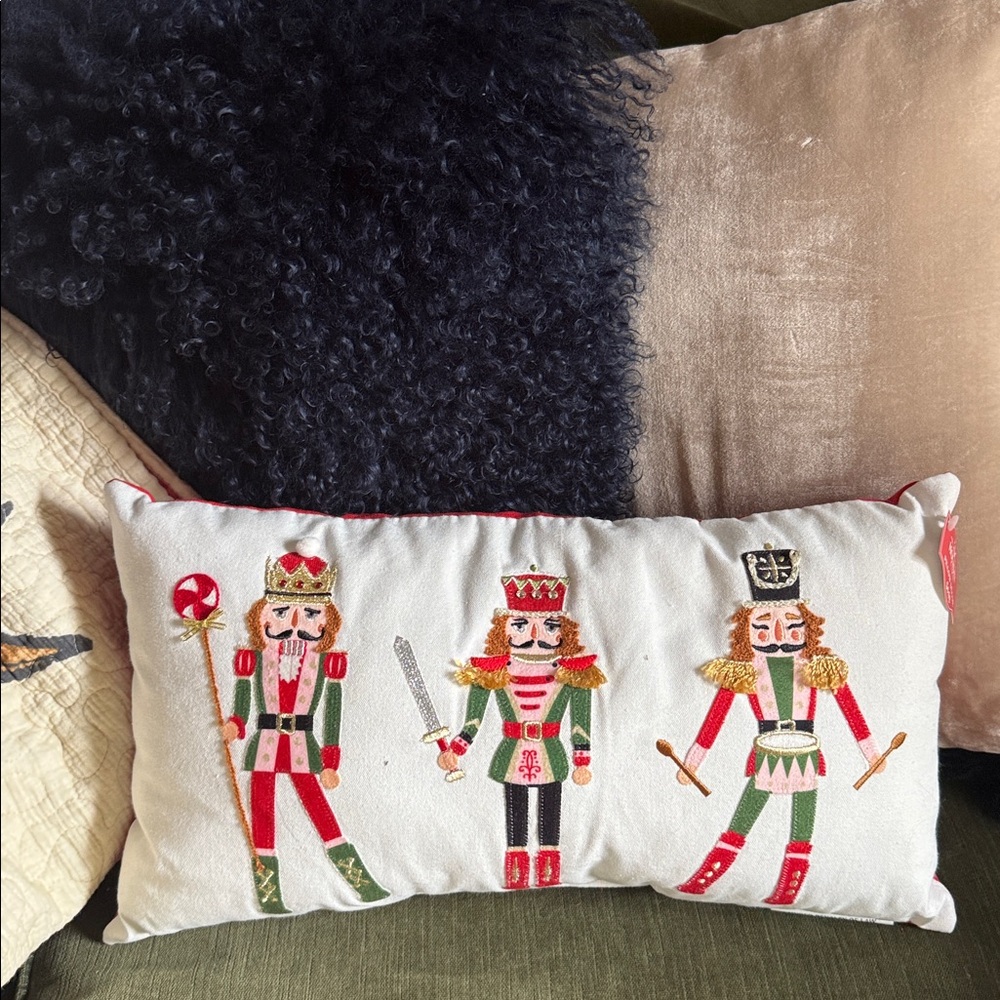 Holiday time Style Nutcracker Soldiers Holiday Pillow nwt 18x10” embellished